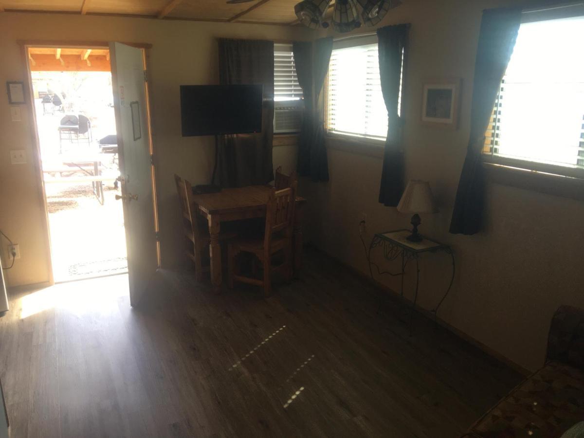 Rainbows End Fishing Resort Pinetop-Lakeside Exteriör bild
